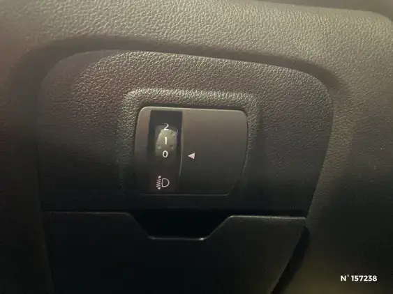 RENAULT SCENIC IV - voiture d'occasion - Photo 15