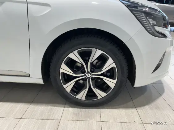 RENAULT CLIO V - voiture d'occasion - Photo 8