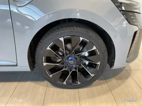 RENAULT CLIO V - voiture d'occasion - Photo 8