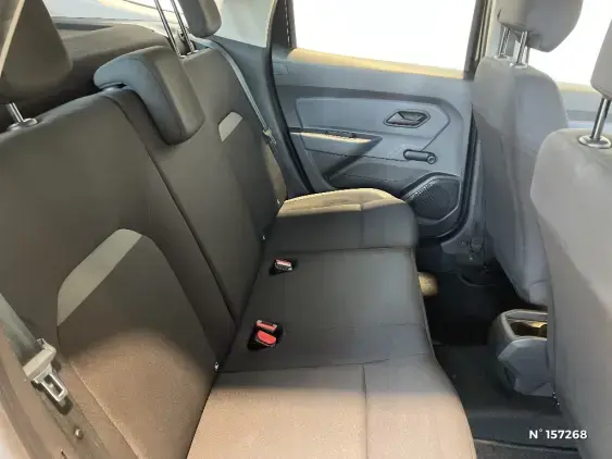 DACIA DUSTER II - voiture d'occasion - Photo 11