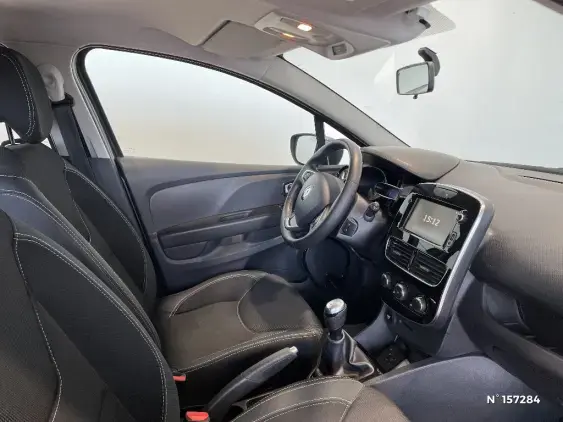 RENAULT CLIO IV - voiture d'occasion - Photo 10