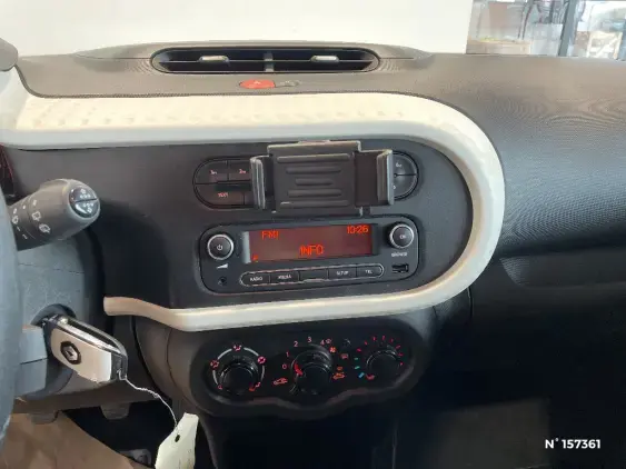 RENAULT TWINGO III - voiture d'occasion - Photo 13