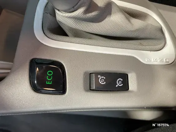 RENAULT ZOE - voiture d'occasion - Photo 22