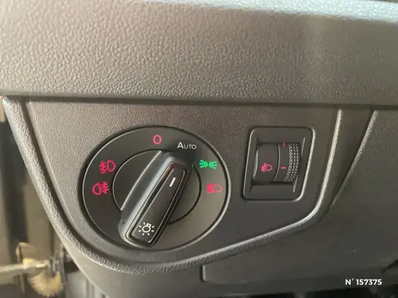 VOLKSWAGEN POLO VI - voiture d'occasion - Photo 15