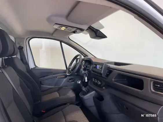 RENAULT TRAFIC FG III - voiture d'occasion - Photo 10