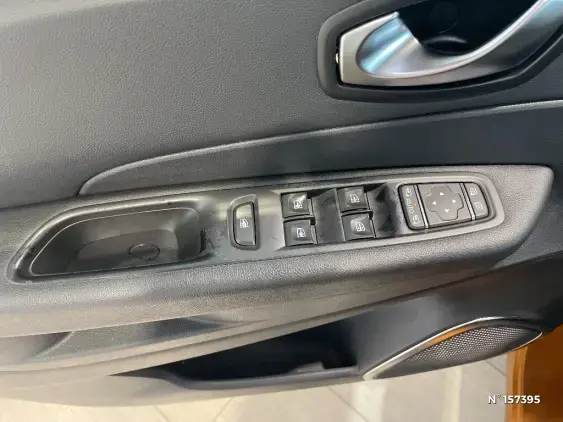 RENAULT CAPTUR - voiture d'occasion - Photo 24
