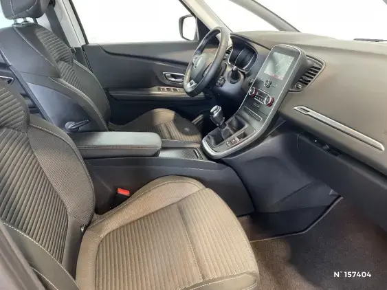 RENAULT SCENIC IV - voiture d'occasion - Photo 9
