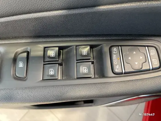 RENAULT CAPTUR - voiture d'occasion - Photo 25