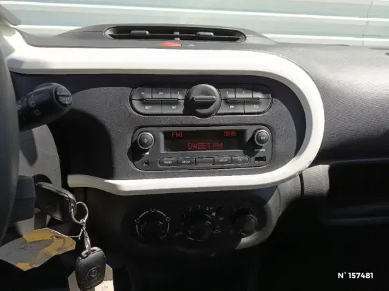 RENAULT TWINGO III - voiture d'occasion - Photo 13