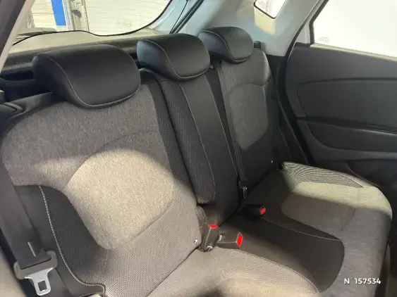 RENAULT CAPTUR - voiture d'occasion - Photo 11