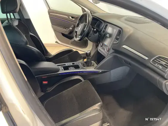 RENAULT MEGANE IV - voiture d'occasion - Photo 10