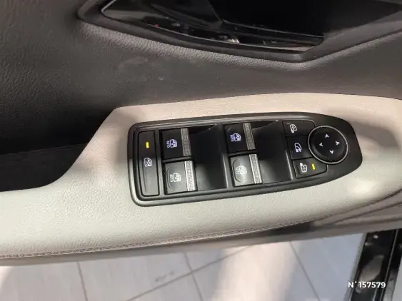 RENAULT MEGANE V - voiture d'occasion - Photo 24