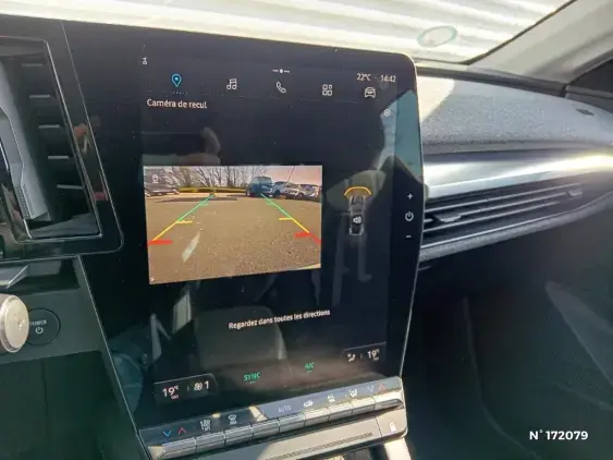 RENAULT MEGANE V - voiture d'occasion - Photo 14