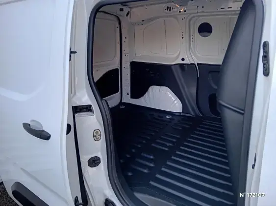 PEUGEOT PARTNER III - voiture d'occasion - Photo 11