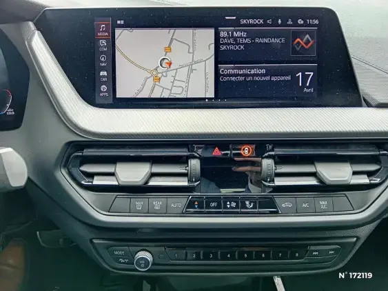 BMW SERIE 1 F40 - voiture d'occasion - Photo 13