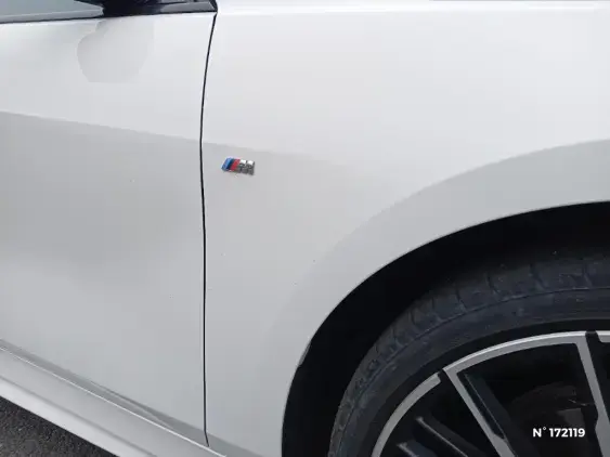 BMW SERIE 1 F40 - voiture d'occasion - Photo 26