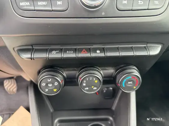 DACIA DUSTER II - voiture d'occasion - Photo 15