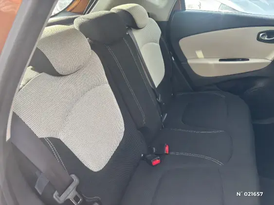 RENAULT CAPTUR - voiture d'occasion - Photo 11