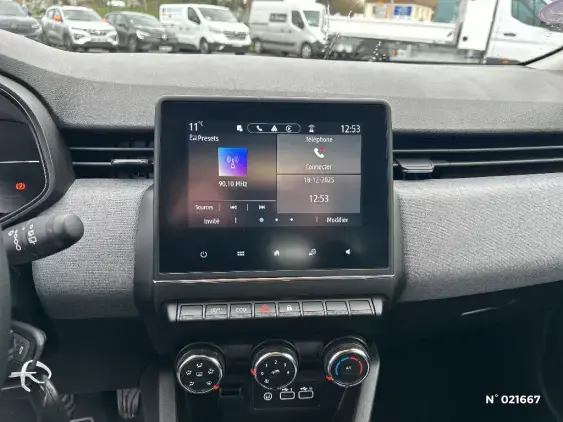 RENAULT CLIO V - voiture d'occasion - Photo 12