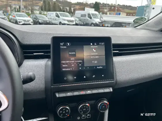 RENAULT CLIO V - voiture d'occasion - Photo 12