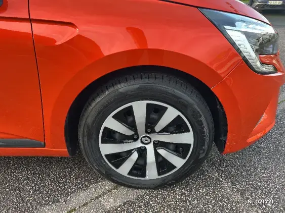 RENAULT CLIO V - voiture d'occasion - Photo 8