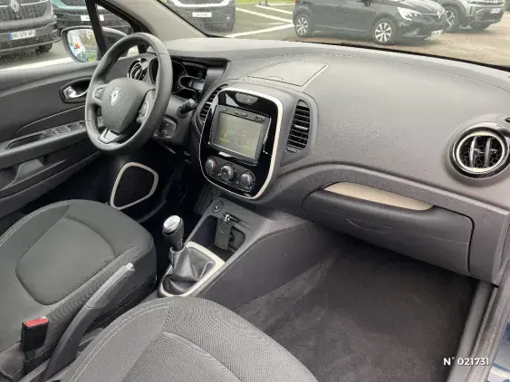 RENAULT CAPTUR - voiture d'occasion - Photo 10