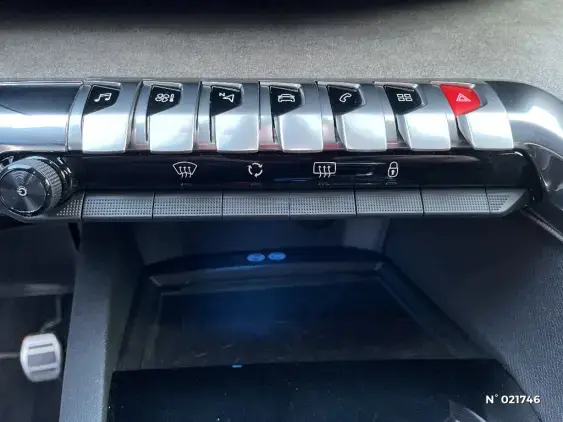 PEUGEOT 3008 II - voiture d'occasion - Photo 15