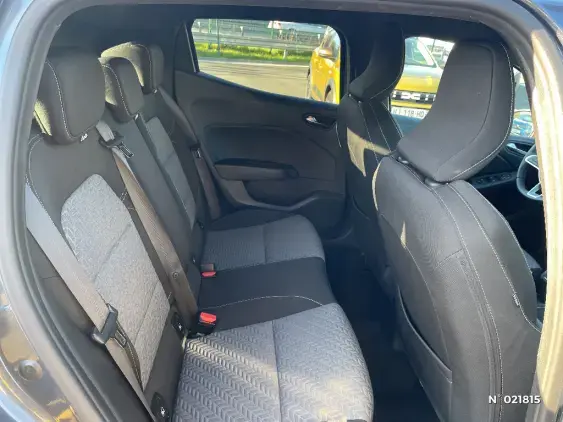 RENAULT CLIO V - voiture d'occasion - Photo 11