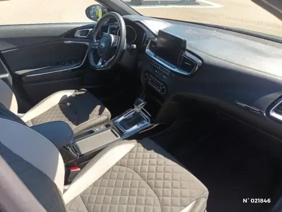 KIA CEED III - voiture d'occasion - Photo 10