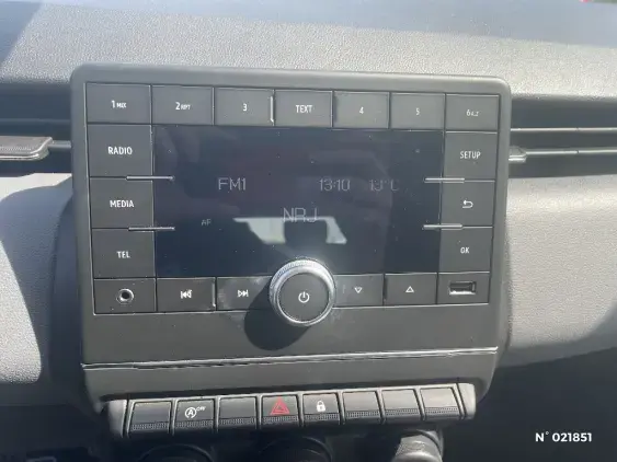 RENAULT CLIO V - voiture d'occasion - Photo 13