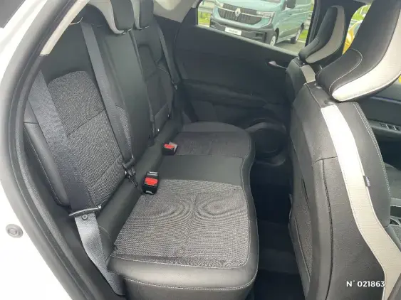 RENAULT CAPTUR II - voiture d'occasion - Photo 11