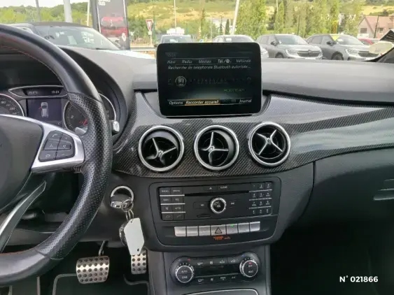 MERCEDES-BENZ CLASSE B II - voiture d'occasion - Photo 13