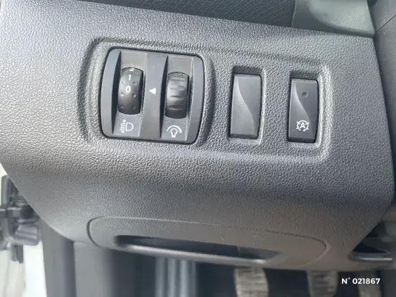 RENAULT CLIO IV - voiture d'occasion - Photo 15