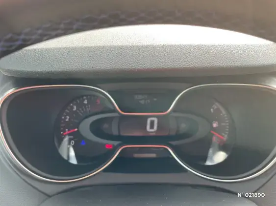 RENAULT CAPTUR - voiture d'occasion - Photo 12