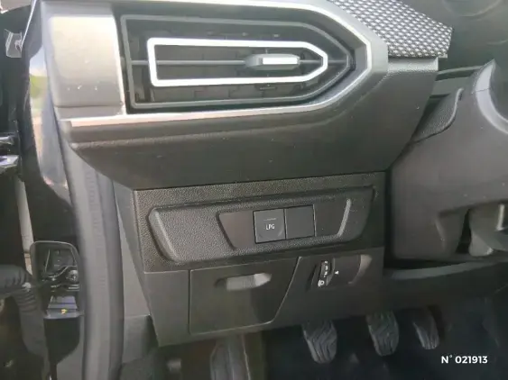 DACIA SANDERO III - voiture d'occasion - Photo 15