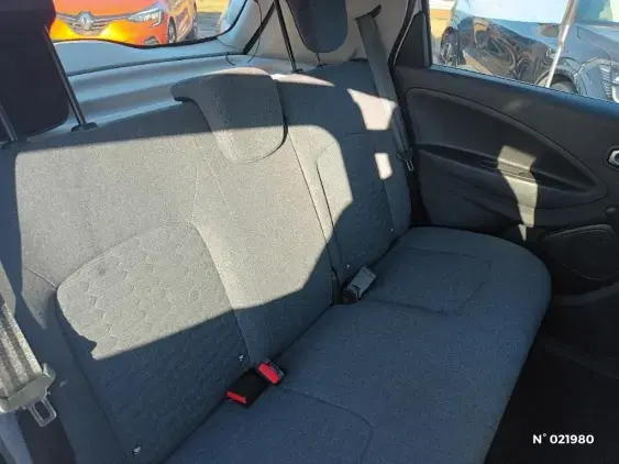 RENAULT ZOE - voiture d'occasion - Photo 11