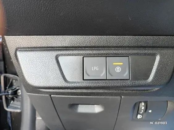 DACIA SANDERO III - voiture d'occasion - Photo 15