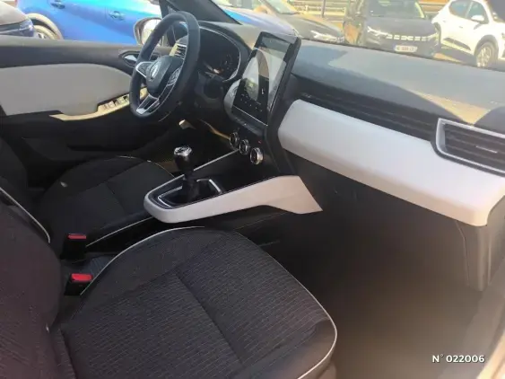 RENAULT CLIO V - voiture d'occasion - Photo 10