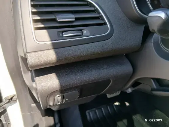 RENAULT MEGANE IV - voiture d'occasion - Photo 15