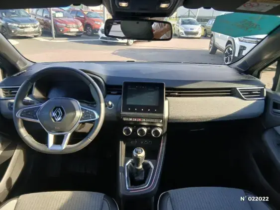 RENAULT CLIO V - voiture d'occasion - Photo 9