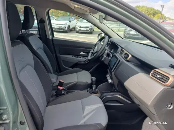 DACIA DUSTER II - voiture d'occasion - Photo 10