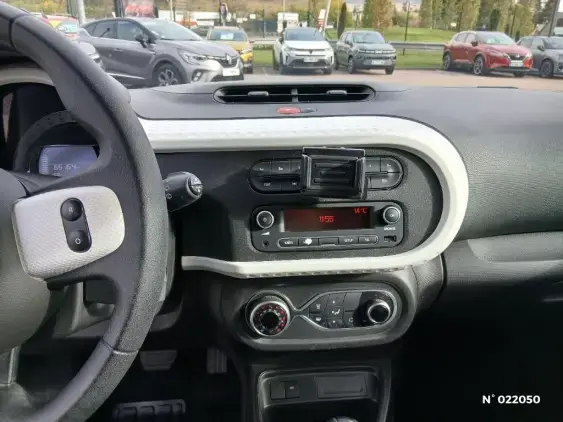 RENAULT TWINGO ELECTRIQUE III - voiture d'occasion - Photo 13
