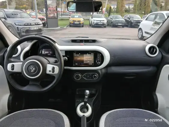 RENAULT TWINGO ELECTRIQUE III - voiture d'occasion - Photo 9