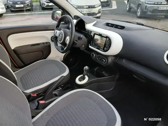 RENAULT TWINGO ELECTRIQUE III - voiture d'occasion - Photo 10