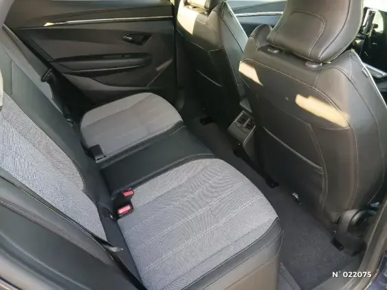 RENAULT MEGANE V - voiture d'occasion - Photo 11