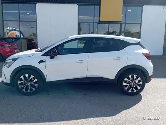 RENAULT CAPTUR II - voiture d'occasion - Photo 2