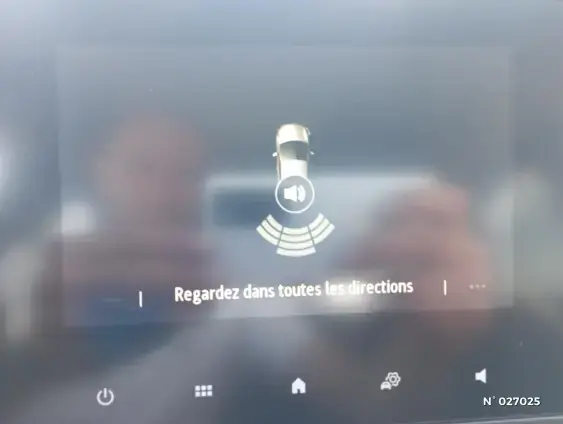 RENAULT CAPTUR II - voiture d'occasion - Photo 14