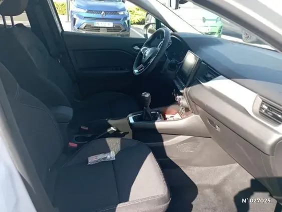 RENAULT CAPTUR II - voiture d'occasion - Photo 10