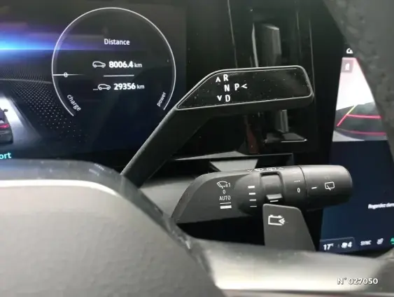 RENAULT MEGANE V - voiture d'occasion - Photo 29