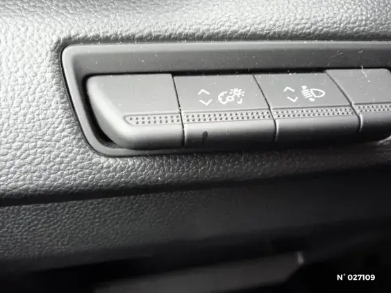 RENAULT TRAFIC FG III - voiture d'occasion - Photo 14